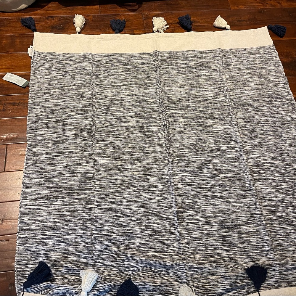 One Kings Lane Ludlow Throw Blanket nwt